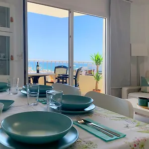 https://malagadevacaciones-la-carihuela-palace.hotelsinnerja.org