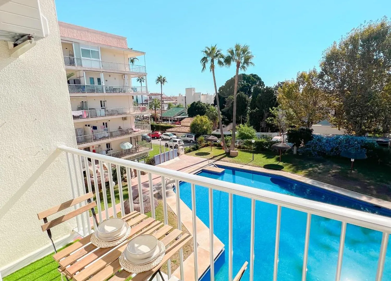 Carihuela Park Palace a 600 metros de la playa Torremolinos